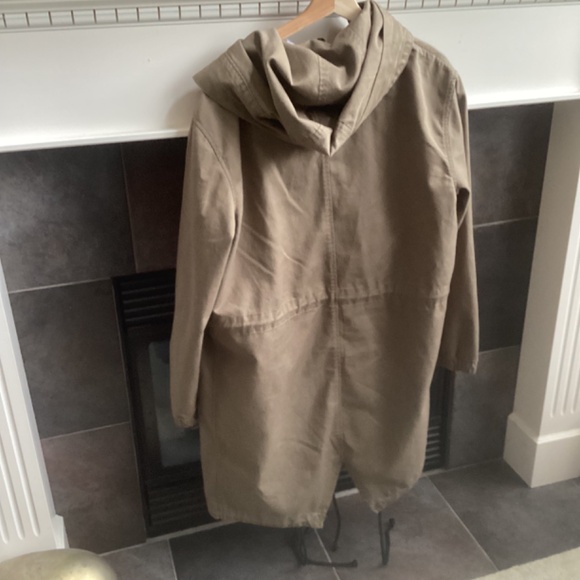 BNNT “TRD MRK”  DIVIDED oversized long Parka Coat. S fits m/l also - Picture 2 of 4